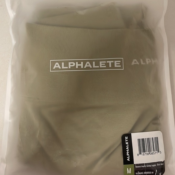 NWT ALPHALETE Women’s Amplify Contour Leggings Birch Wood Size MEDIUM - Picture 11 of 11